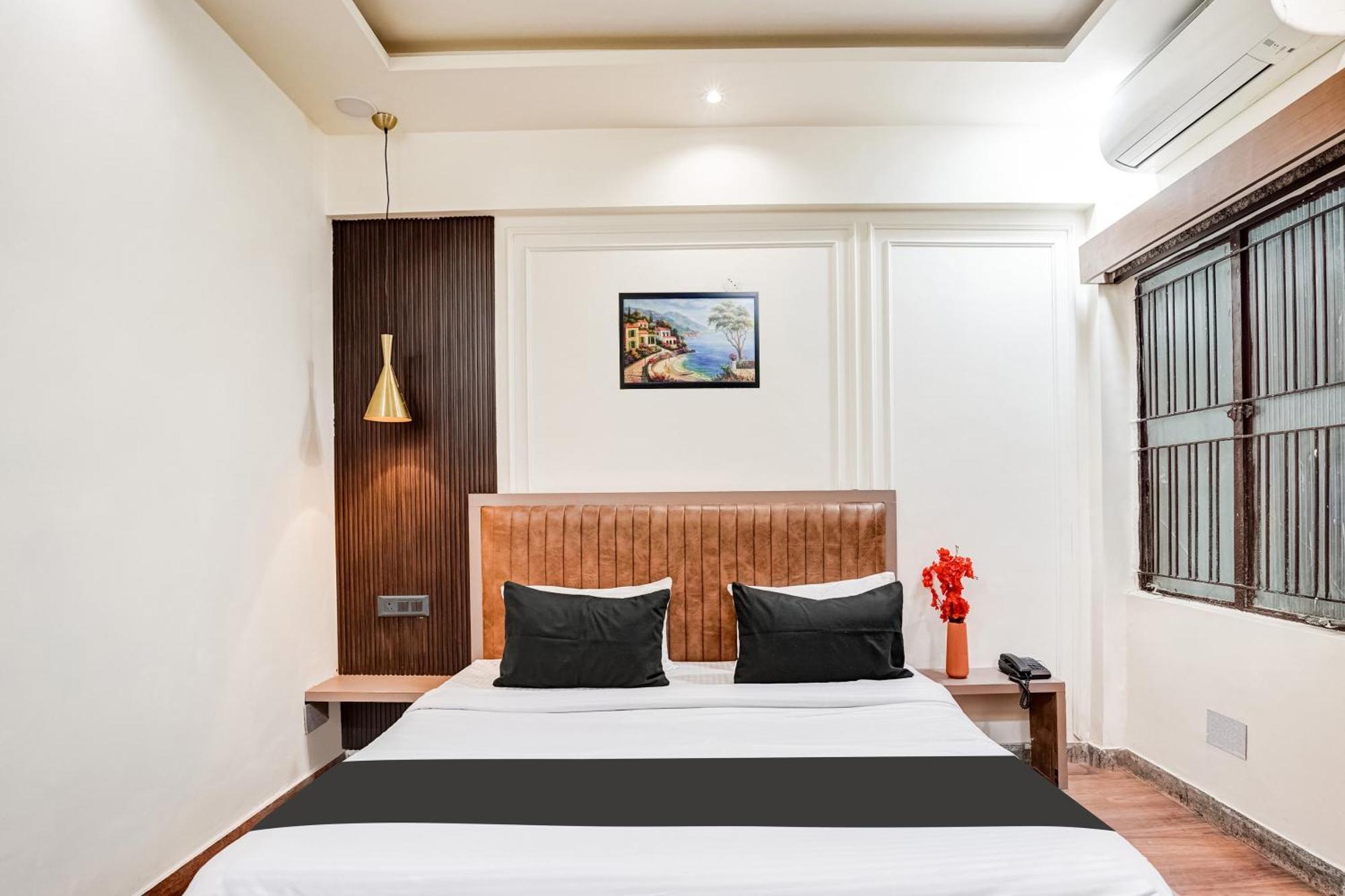 Hotel Super Collection O Ratan Lal Nagar Kanpur Exterior foto