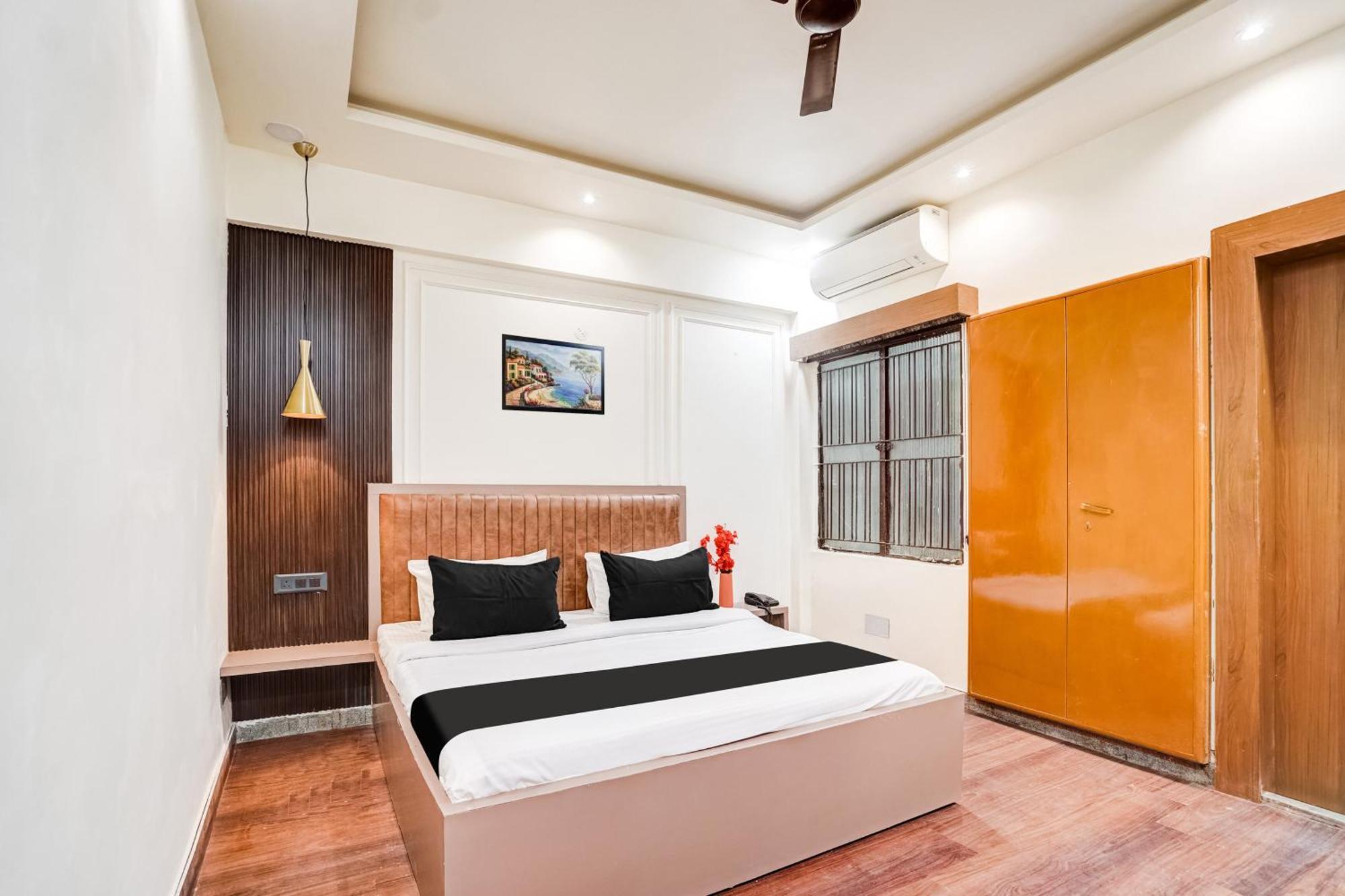 Hotel Super Collection O Ratan Lal Nagar Kanpur Exterior foto